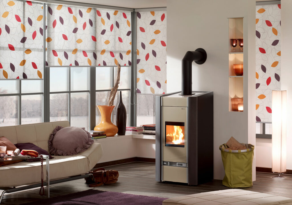 Rollo Referenz Raumstoff Raumausstattung Lebesmühlbacher Staudach